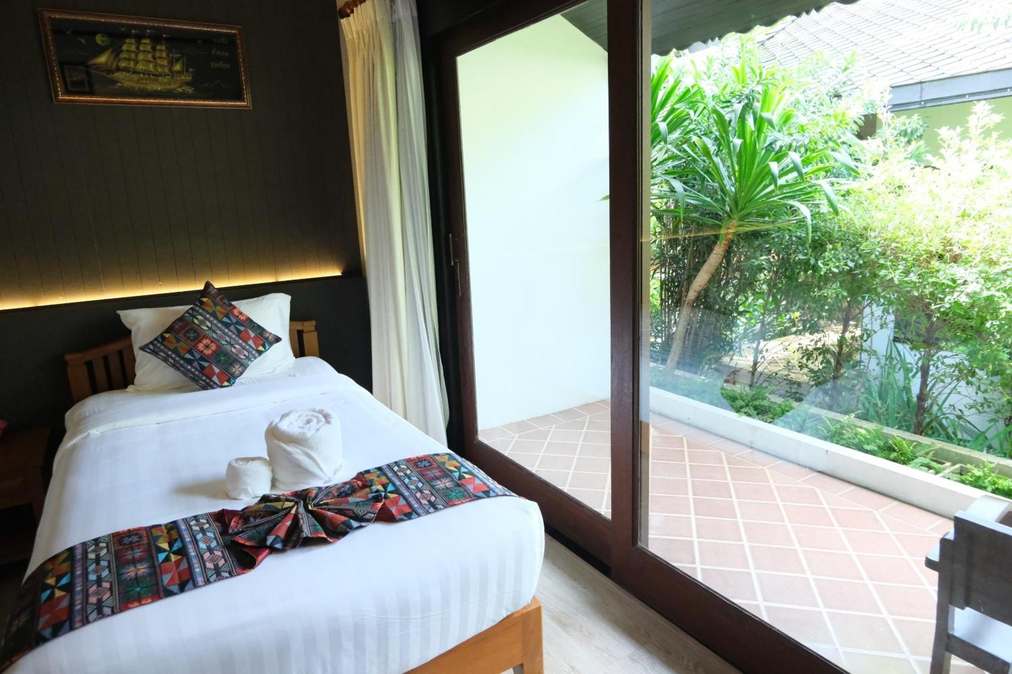 Vimarn Kaew Village And Resort Chiang Mai Exterior foto