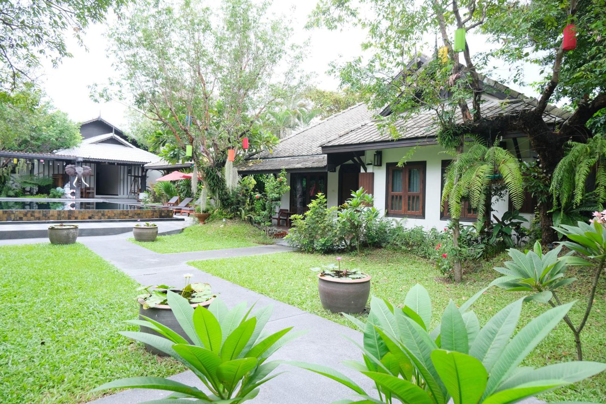 Vimarn Kaew Village And Resort Chiang Mai Exterior foto