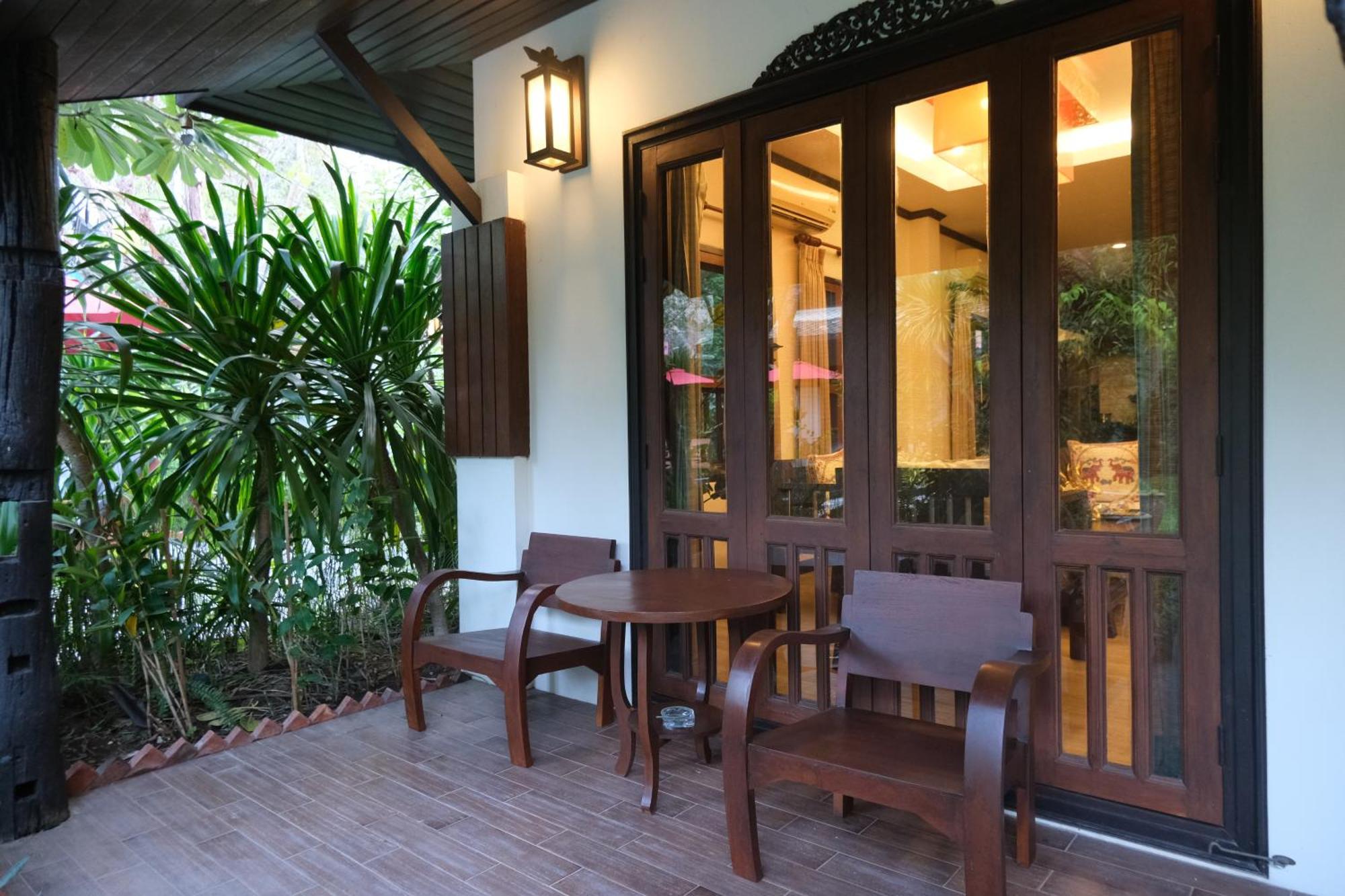 Vimarn Kaew Village And Resort Chiang Mai Exterior foto